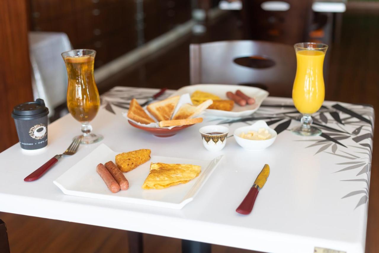 Auris Boutique Hotel Apartments, Al Barsha - At The Mall Дубай Екстериор снимка