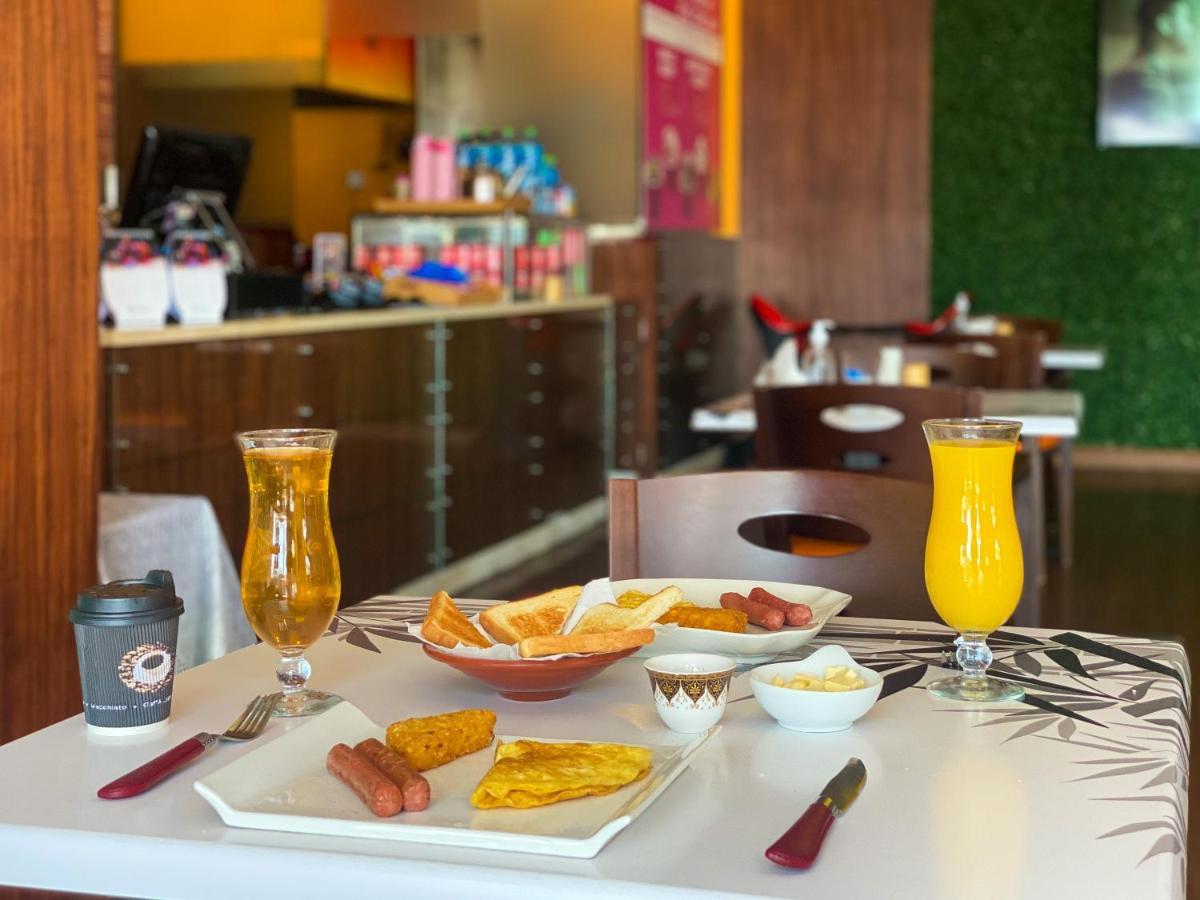 Auris Boutique Hotel Apartments, Al Barsha - At The Mall Дубай Екстериор снимка